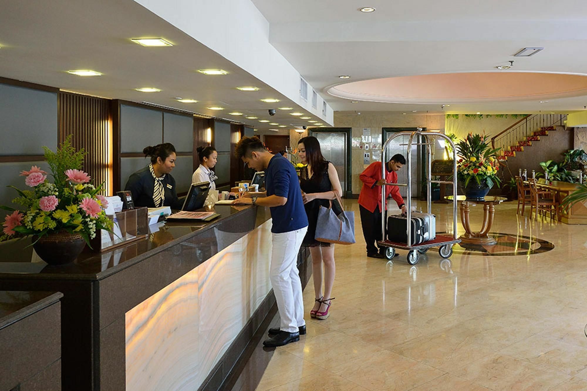 T&M Luxury Hotel Hanoi Exterior foto